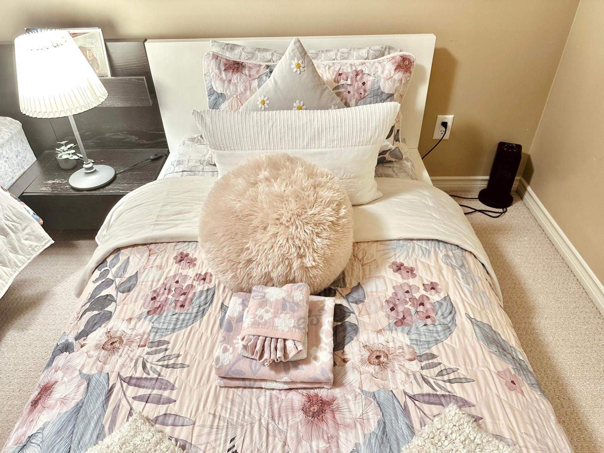 Scorpio House Langley Room B المظهر الخارجي الصورة